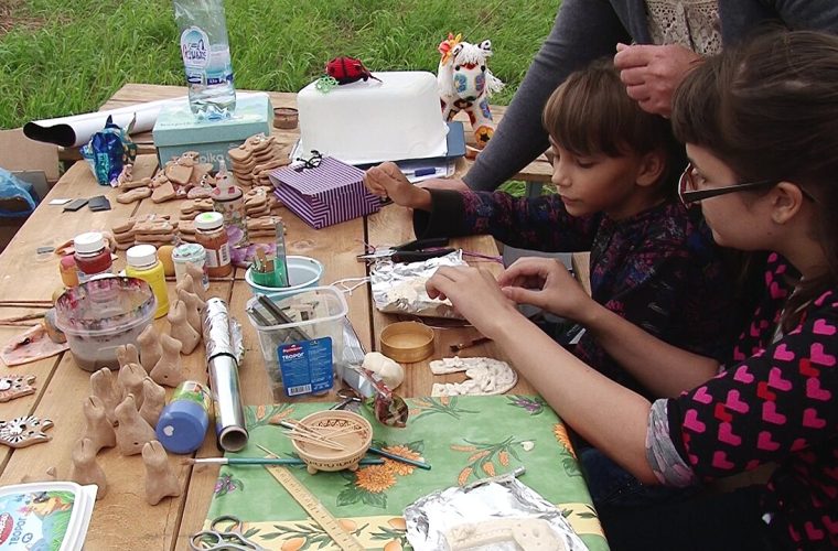Montessorischolen Voorburg en Leidschenveen vieren hun lustrum met een gezamenlijk feest in Inter-City aan de Lekstraat in Den Haag