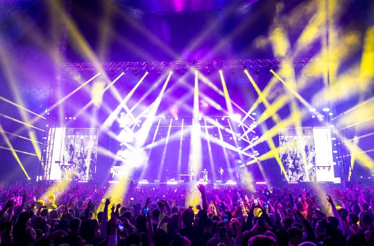 Country music festival in Paard, Den Haag met live countrymuziek en westerse sfeer