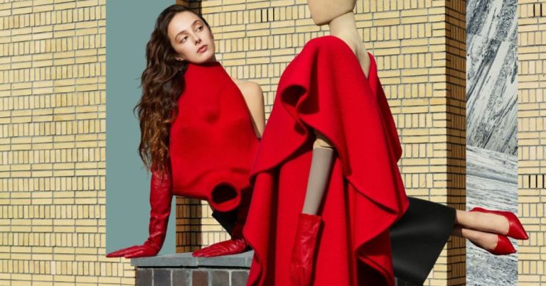 Reflections on Fashion: 75 Years of Fashion Collection — museum-expo in Den Haag