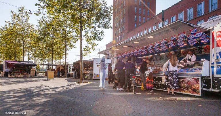 Neighborhood Market Ypenburg — markt-eten in Den Haag