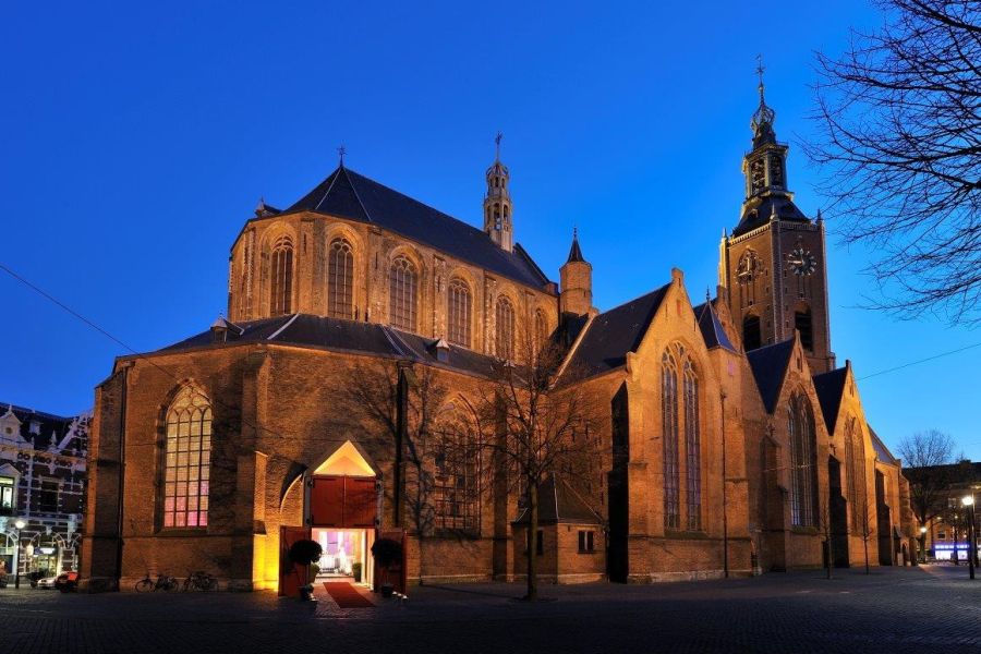 Kerstnachtdienst in Den Haag